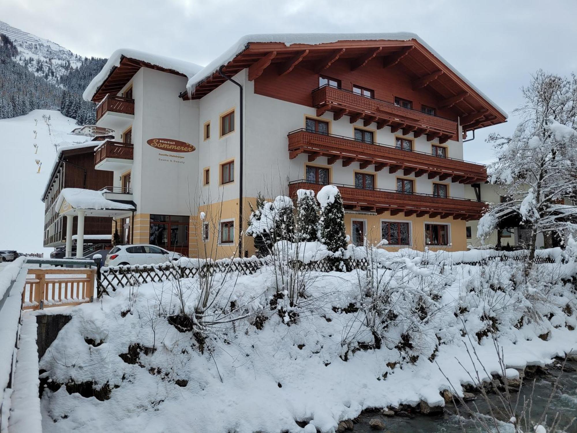 Hotel Sommerer - Inklusive Joker Card Im Sommer ザールバッハ・ヒンターグレム エクステリア 写真