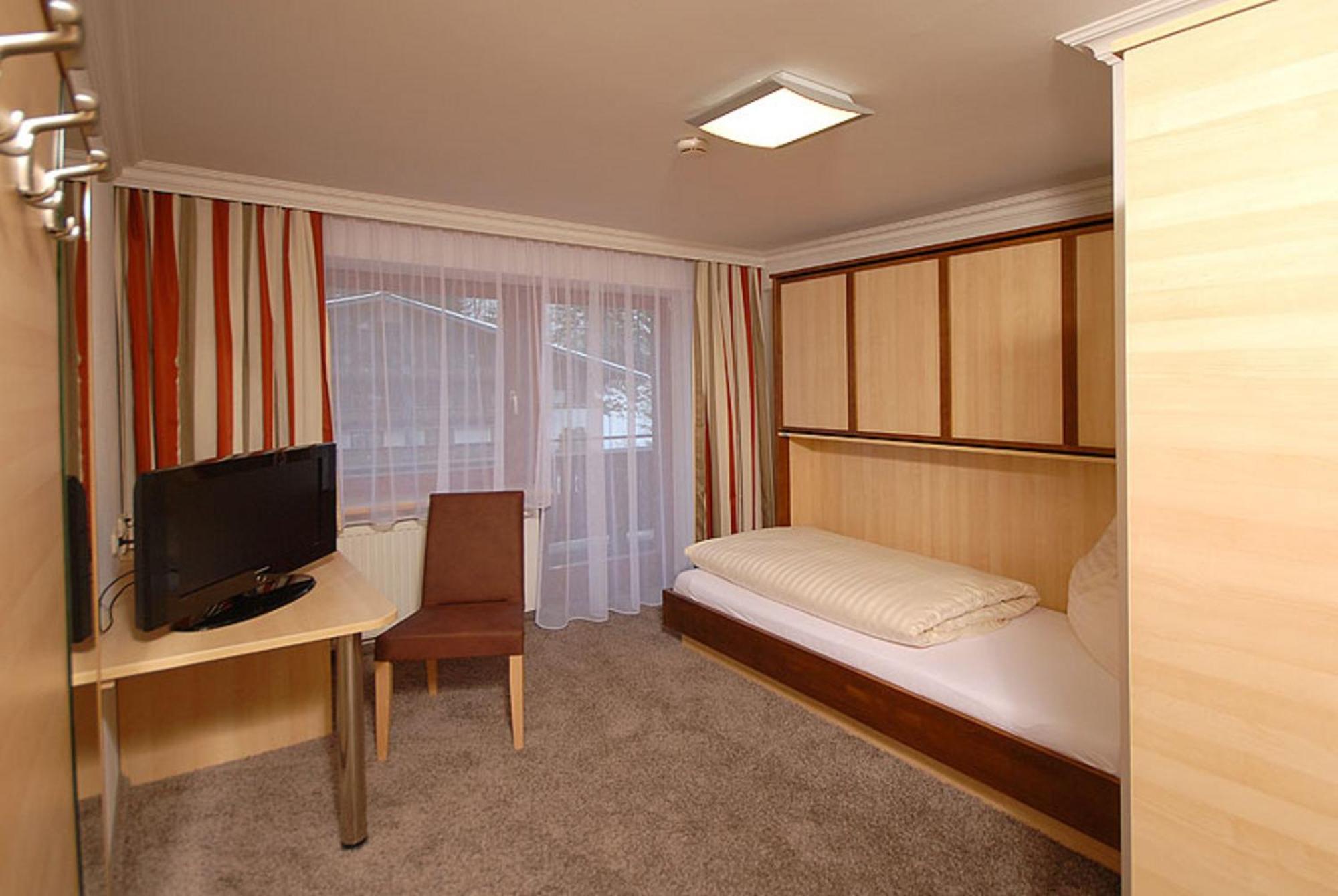 Hotel Sommerer - Inklusive Joker Card Im Sommer ザールバッハ・ヒンターグレム エクステリア 写真