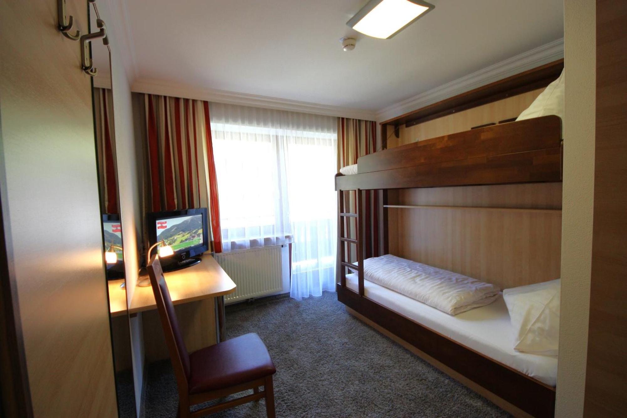 Hotel Sommerer - Inklusive Joker Card Im Sommer ザールバッハ・ヒンターグレム エクステリア 写真